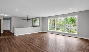 35 Fieldcrest Cir, Asheville, NC 28806