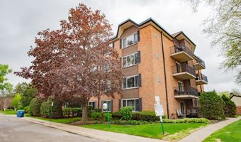 1217 S Old Wilke Rd 201, Arlington Heights, IL 60005