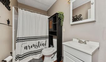 265 Barbour Dr, Aberdeen, OH 45101