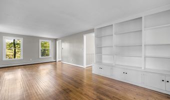 545 Simsbury Rd, Bloomfield, CT 06002