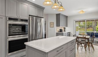 9 Homestead Ln, Brentwood, NH 03833