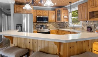 374 Briarwood Ln, Bedford, IN 47421