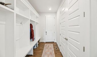 42051 NIGHT NURSE Cir, Ashburn, VA 20148