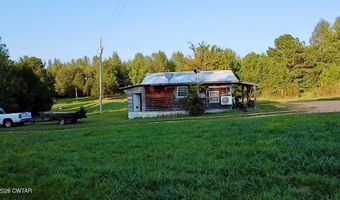 540 Rolling Oak Dr, Big Sandy, TN 38221