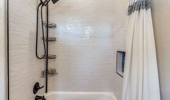 173 Hidden Pond, Adkins, TX 78101