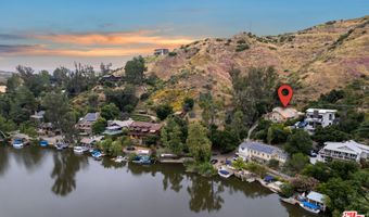 2090 Lakeshore Dr, Agoura, CA 91301