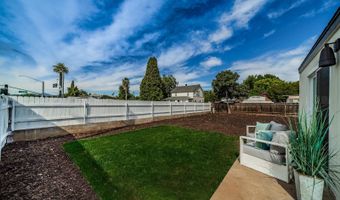1301 N Elm St, Escondido, CA 92026