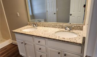 70 Aberdeen Pl, Acworth, GA 30101