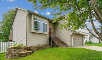 825 Kiowa Dr, North Liberty, IA 52317