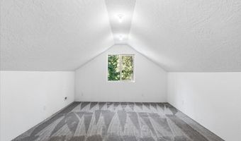 529 S Beaver Lake Rd, Athol, ID 83801