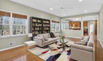 212 MONROE Ave, Belle Mead, NJ 08502