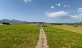 577 SHOOTING STAR Dr, Bedford, WY 83112
