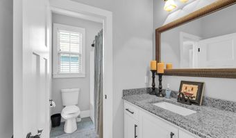 498 Double Bridge Rd, Boiling Springs, SC 29316