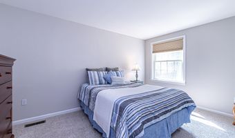 48 Cider Mill Rd, Bedford, NH 03110