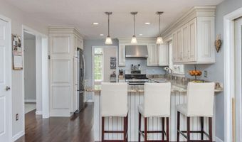 5 Heidi Ln, Bow, NH 03304