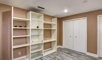 1312 Knollwood Trl, Altoona, WI 54720