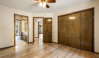 9 Boyce Ln, Bella Vista, AR 72715