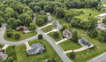 102 Chaudoin Dr, Angola, IN 46703