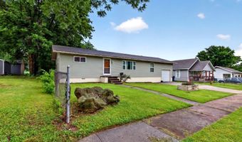 233 E 22nd St, Baxter Springs, KS 66713