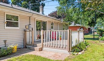 500 W SUNSET Ave, Appleton, WI 54911