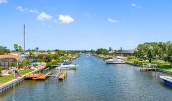 725 FLAMINGO Dr, Apollo Beach, FL 33572