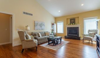 1943 Spyglass Dr, Asbury, IA 52002