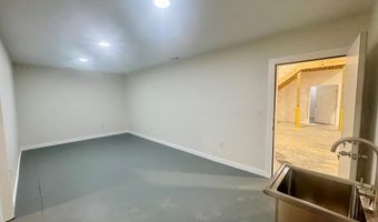 710 INDUSTRIAL PARK Rd, Beaver, WV 25813