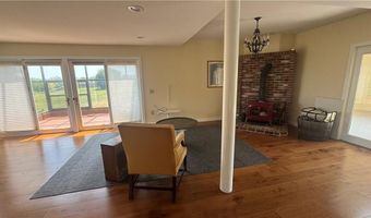 1501 Beacon Hill Rd, Block Island, RI 02807