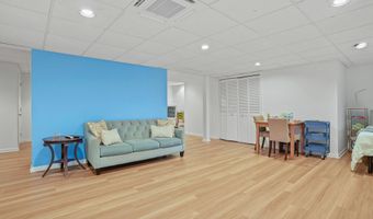 188 Falls Rd, Bethany, CT 06524
