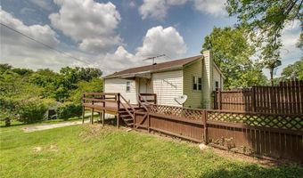 2007 Locust Ave, Alton, IL 62002