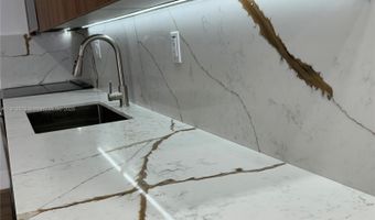 18031 Biscayne Blvd 1402, Aventura, FL 33160