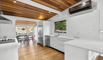 1930 Seminole Dr, Agoura Hills, CA 91301