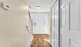 2 Westerly Dr, Bourne, MA 02532