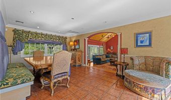 5920 Colodny Dr, Agoura Hills, CA 91301