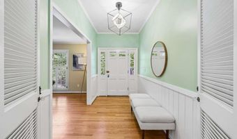 1067 Hess Dr, Avondale Estates, GA 30002