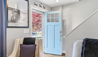 3811 Mendon Rd, Cumberland, RI 02864