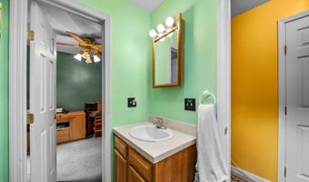1223 Suncook Valley Rd, Barnstead, NH 03225