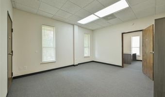 7012 NW 63rd St, Bethany, OK 73008