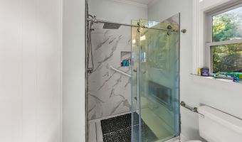 452 Indian Bluff Dr, Arapahoe, NC 28510
