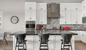 6216 BANDED STONES Ct, Las Vegas, NV 89135