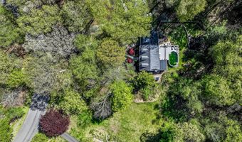20 Puritan Valley Rd, Brookfield, CT 06804