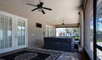 905 SQUARE LAKE Dr, Bartow, FL 33830