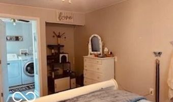 202 Walnut St, Bainbridge, IN 46105