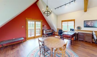 6 Whitney Dr, Cody, WY 82414
