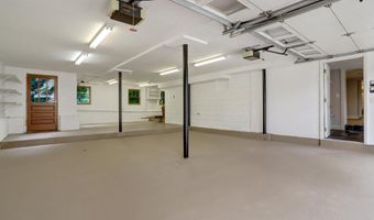 1903 N RANDOLPH St, Arlington, VA 22207