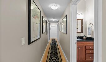 30 Brewer St 3, Newport, RI 02840