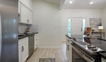 412 10TH St, Alabaster, AL 35007