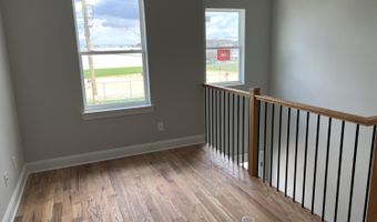 65 Grant Ave, Carteret, NJ 07008