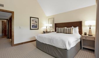 100 Bachelor Ridge Rd 3704, Avon, CO 81620