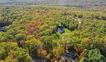 369 Huntinghouse Rd, Glocester, RI 02857